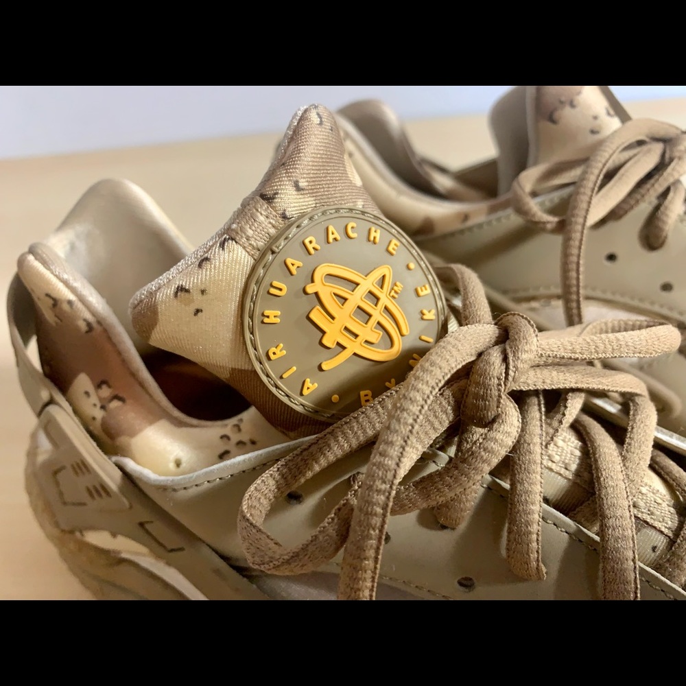 Nike Air Huarache Run
Desert Camo - Picture 6 of 10